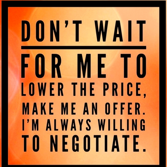 🔥Closet Clearout!!!🔥 - Picture 3 of 4